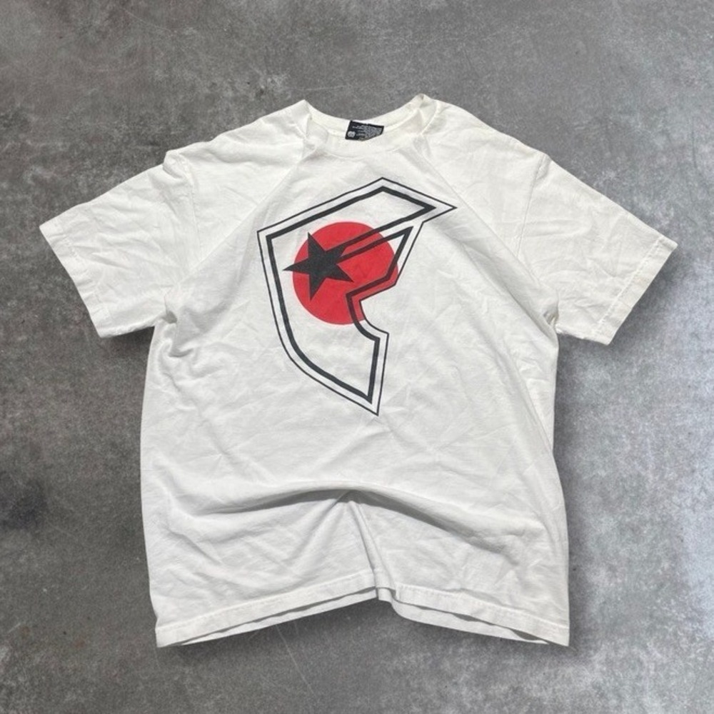 Famous Stars and Straps White Graphic Print T-Shirt Mens Size‎ L